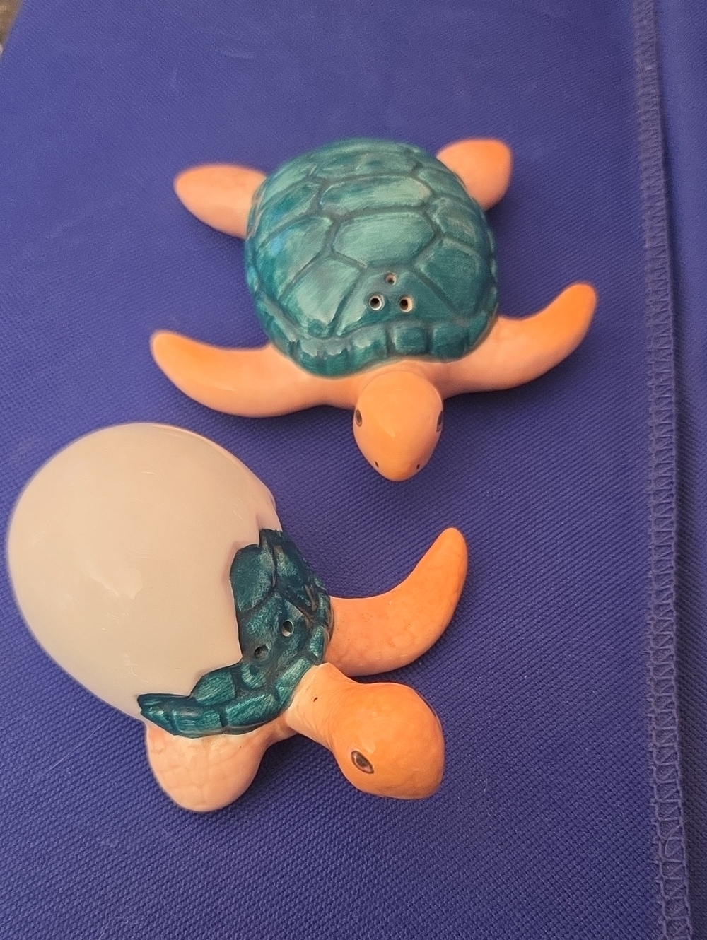 FITZ & FLOYD 1992 Turtle Ceramix Salt & Pepper Shakers
